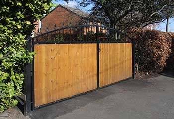 Wooden Gate Repair | Hurst | Gate Repair Bedford